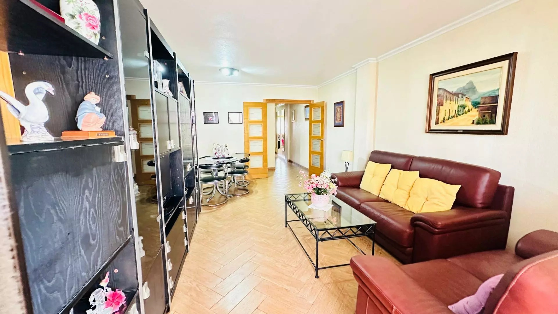 3-bedroom Apartment In Torrevieja, Spain (145 M²)