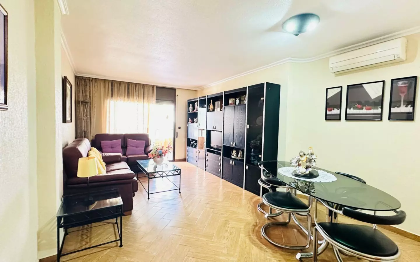 3-bedroom Apartment In Torrevieja, Spain (145 M²)