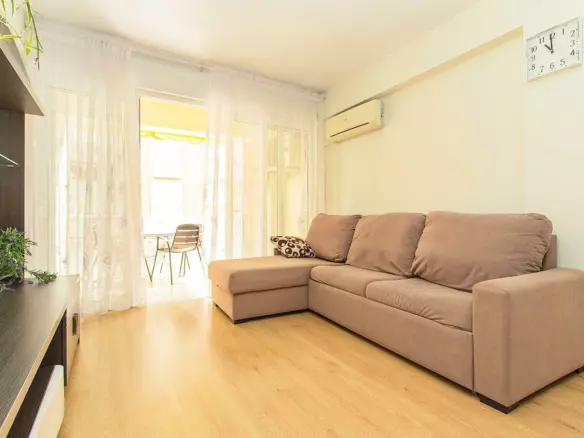 3-bedroom Apartment In Torrevieja, Spain (125 M²)