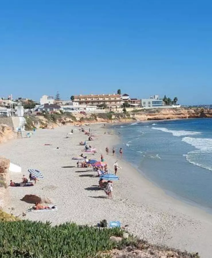 3-bedroom Apartment In Pilar De La Horadada, Spain (81 M²)