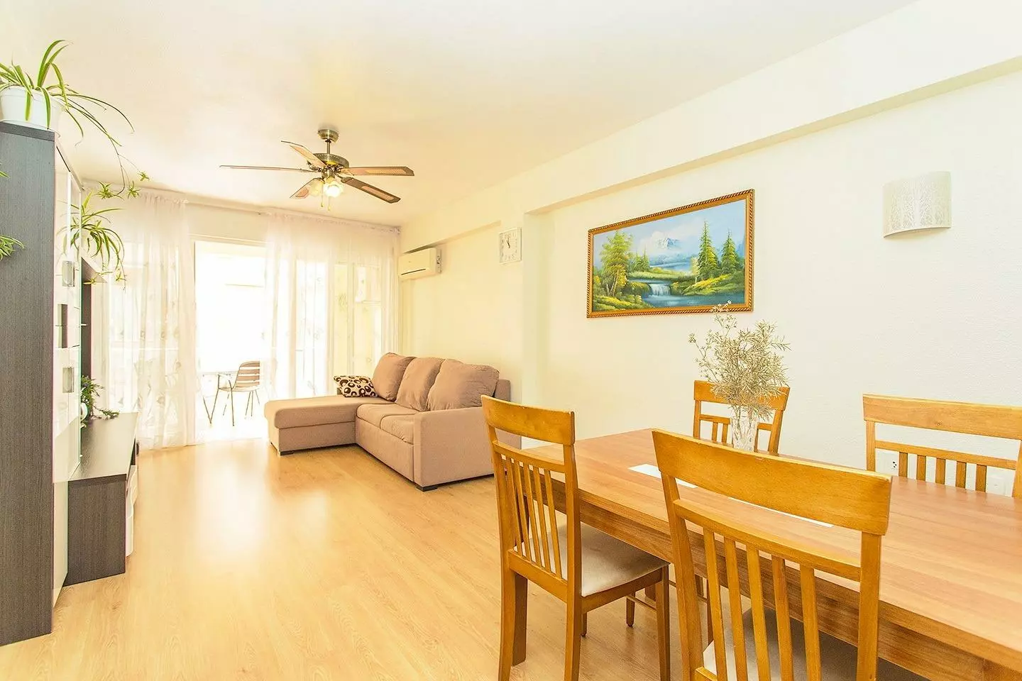 3-bedroom Apartment In Torrevieja, Spain (125 M²)