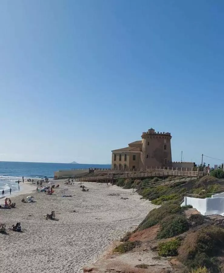 3-bedroom Apartment In Pilar De La Horadada, Spain (81 M²)