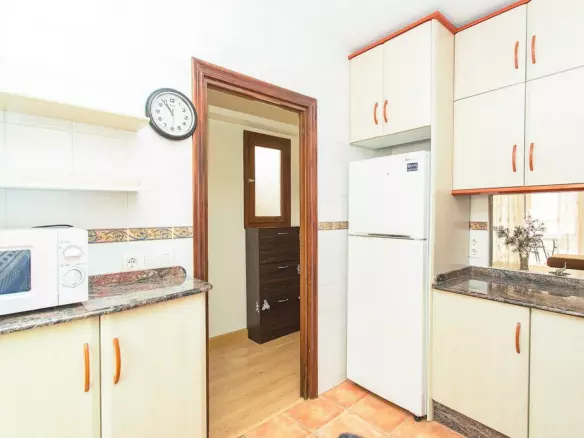 3-bedroom Apartment In Torrevieja, Spain (125 M²)