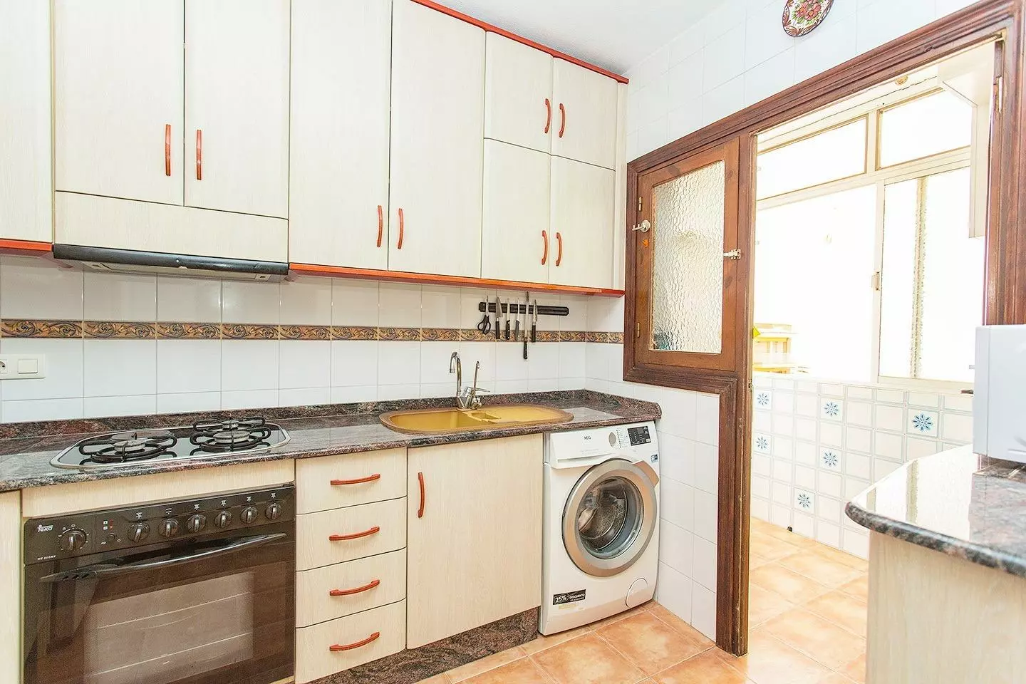3-bedroom Apartment In Torrevieja, Spain (125 M²)