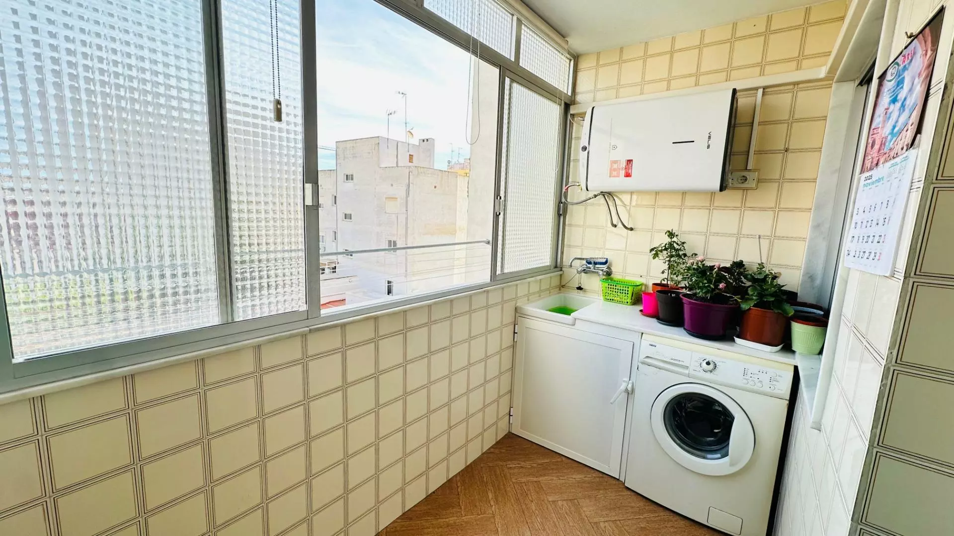 3-bedroom Apartment In Torrevieja, Spain (145 M²)
