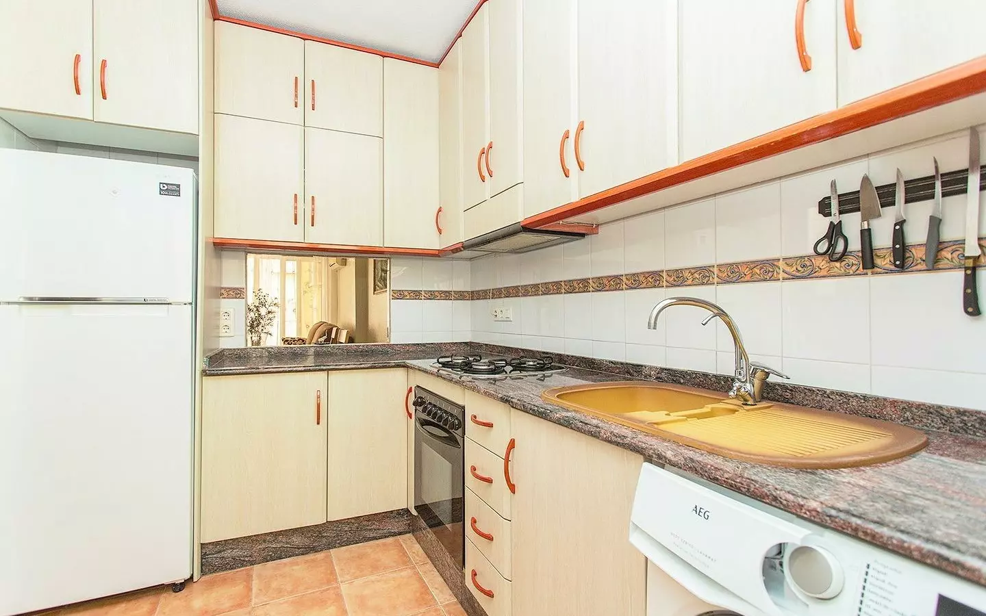 3-bedroom Apartment In Torrevieja, Spain (125 M²)