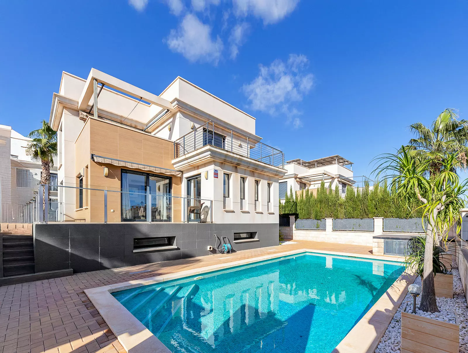 5-bedroom Villa In Orihuela Costa, Spain (296 M²)