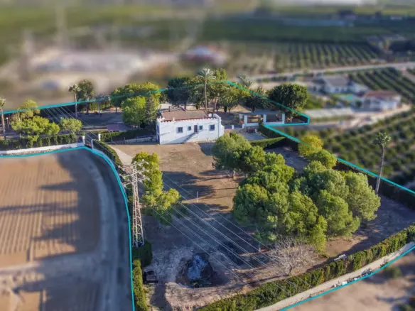 4-bedroom Villa In Orihuela, Spain (277 M²)