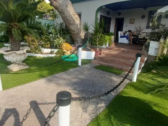 3-bedroom Villa In Orihuela Costa, Spain (250 M²)
