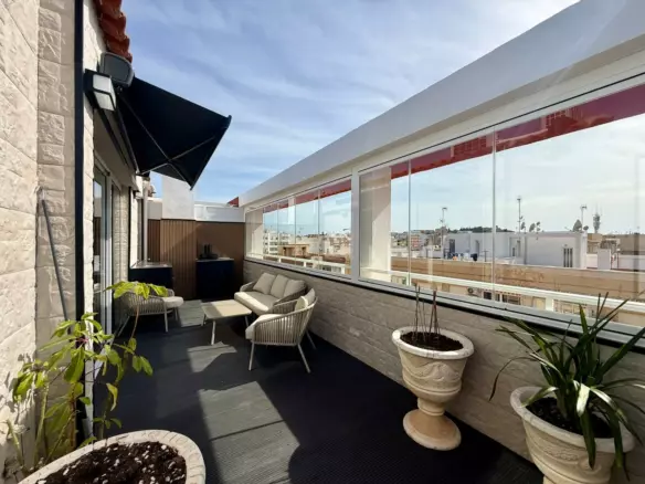 4-bedroom Apartment In Guardamar Del Segura, Spain (150 M²)