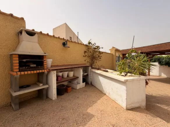 3-bedroom Property In Benijofar, Spain (89 M²)
