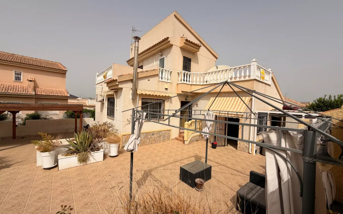 3-bedroom Property In Benijofar, Spain (89 M²)