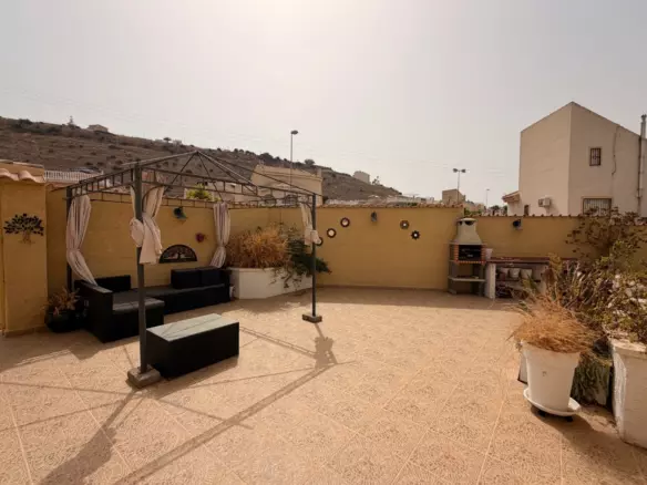 3-bedroom Property In Benijofar, Spain (89 M²)