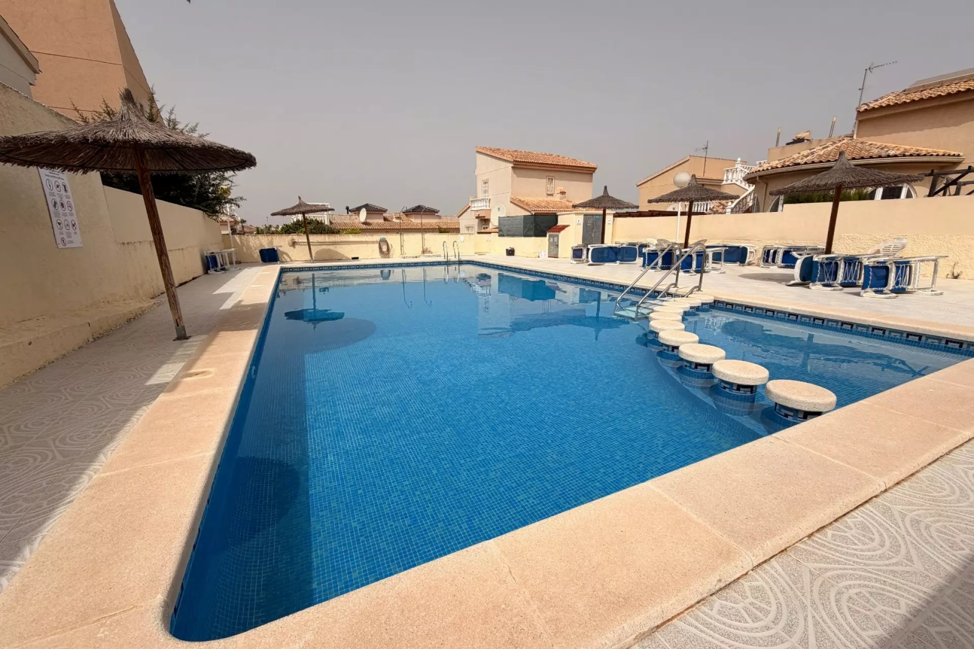 537033_xl-da5135 3-bedroom Property In Benijofar, Spain (89 M²)