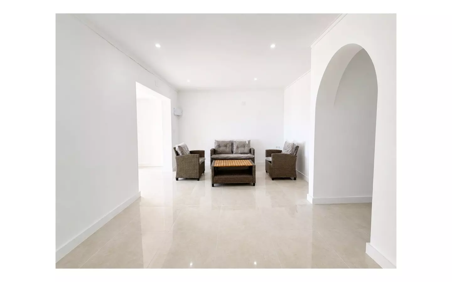 2-bedroom Bungalow In Torrevieja, Spain (70 M²)