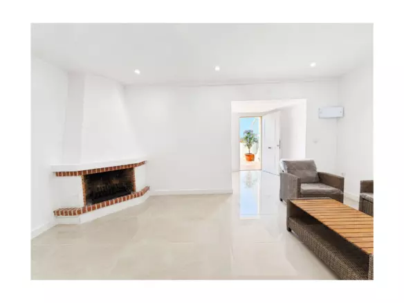 2-bedroom Bungalow In Torrevieja, Spain (70 M²)