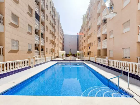 3-bedroom Apartment In Torrevieja, Spain (63 M²)