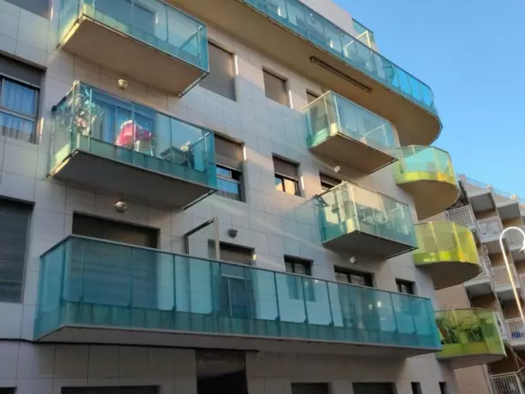 2-bedroom Apartment In Guardamar Del Segura, Spain (67 M²)
