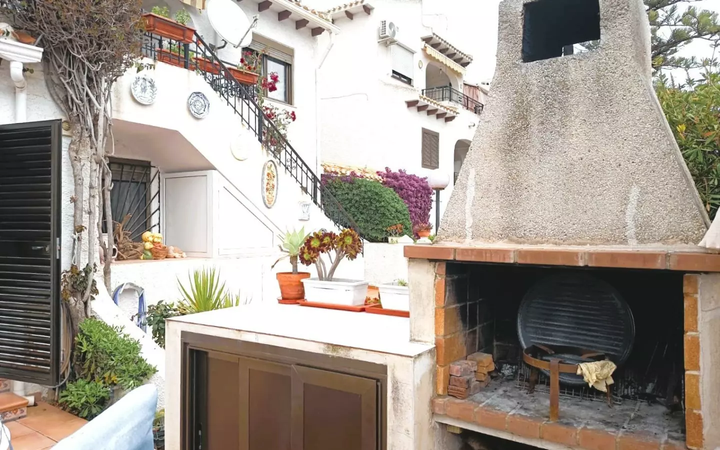 4-bedroom Duplex In Cabo Roig, Spain (100 M²)