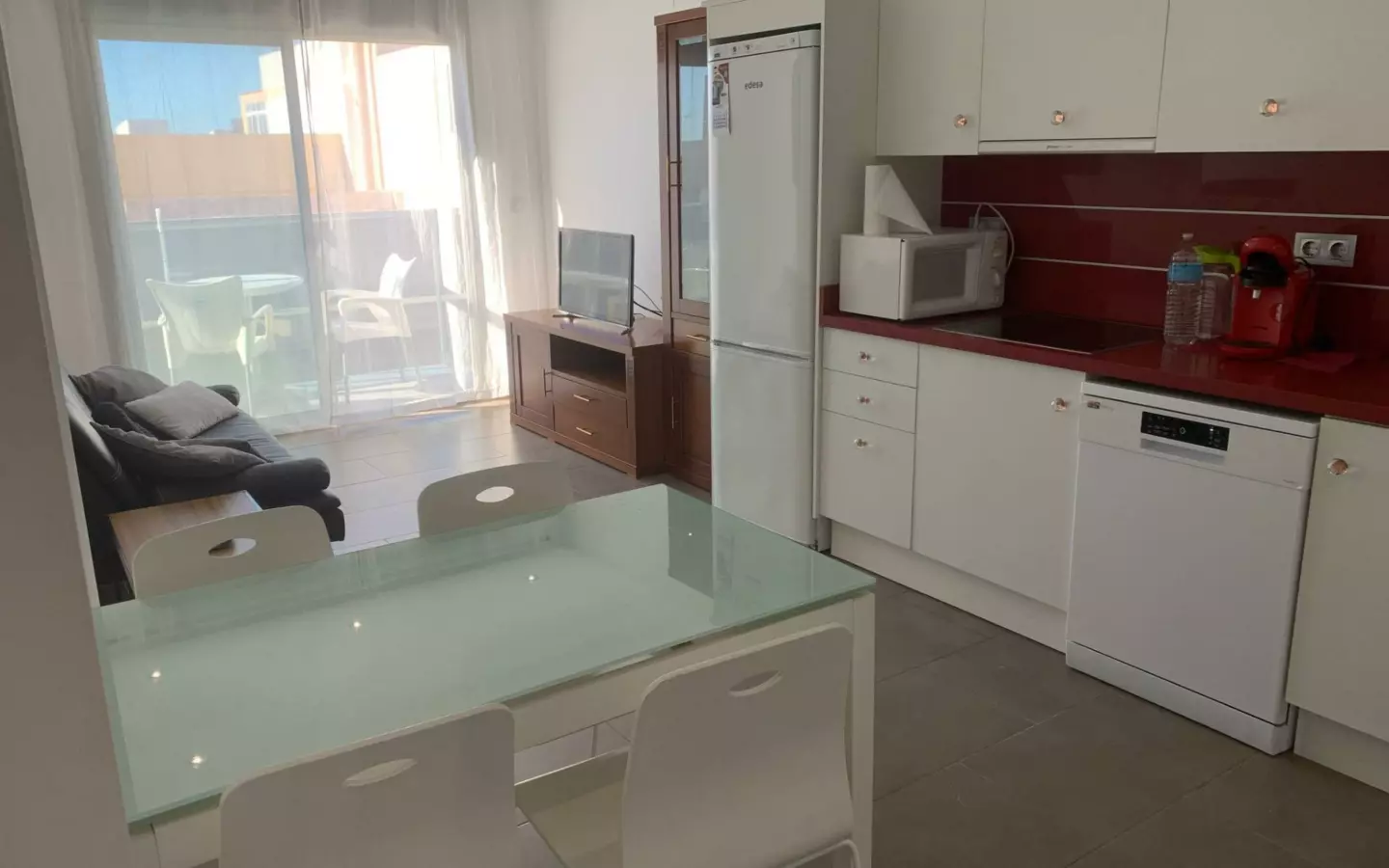2-bedroom Apartment In Guardamar Del Segura, Spain (67 M²)