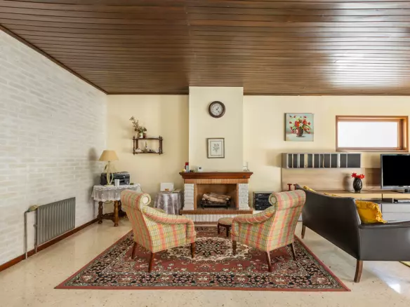 5-bedroom Villa In Orihuela Costa, Spain (366 M²)