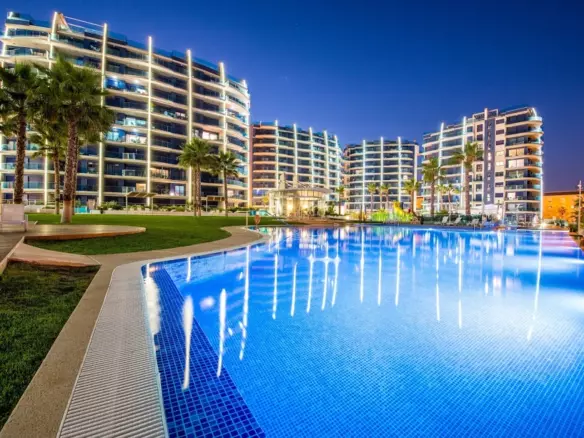 2-bedroom Penthouse In Torrevieja, Spain (175 M²)