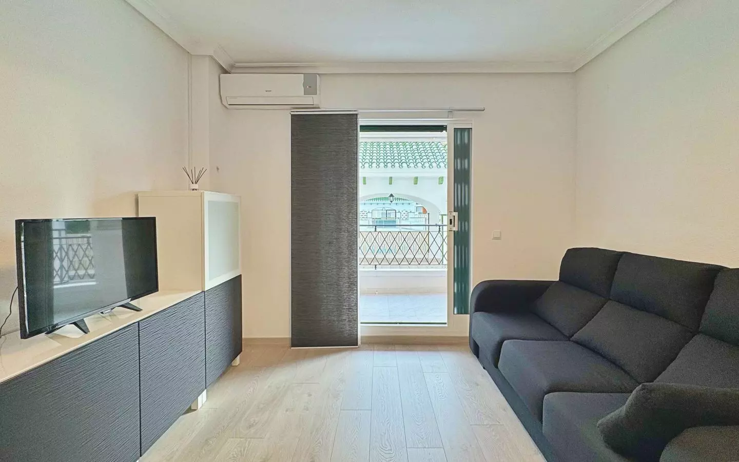 1-bedroom Apartment In Torrevieja, Spain (45 M²)