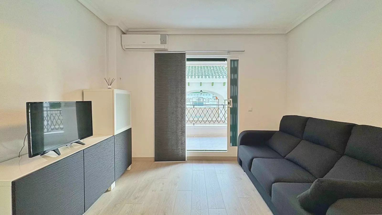 1-bedroom Apartment In Torrevieja, Spain (45 M²)