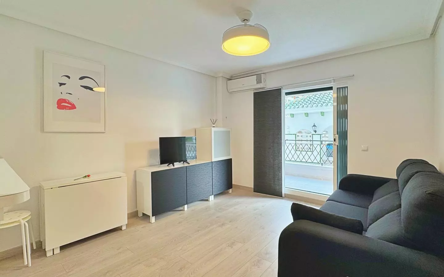 1-bedroom Apartment In Torrevieja, Spain (45 M²)
