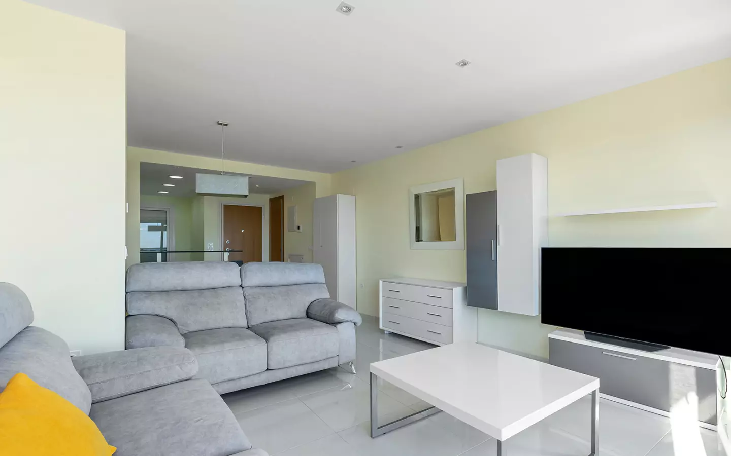 2-bedroom Penthouse In Torrevieja, Spain (175 M²)