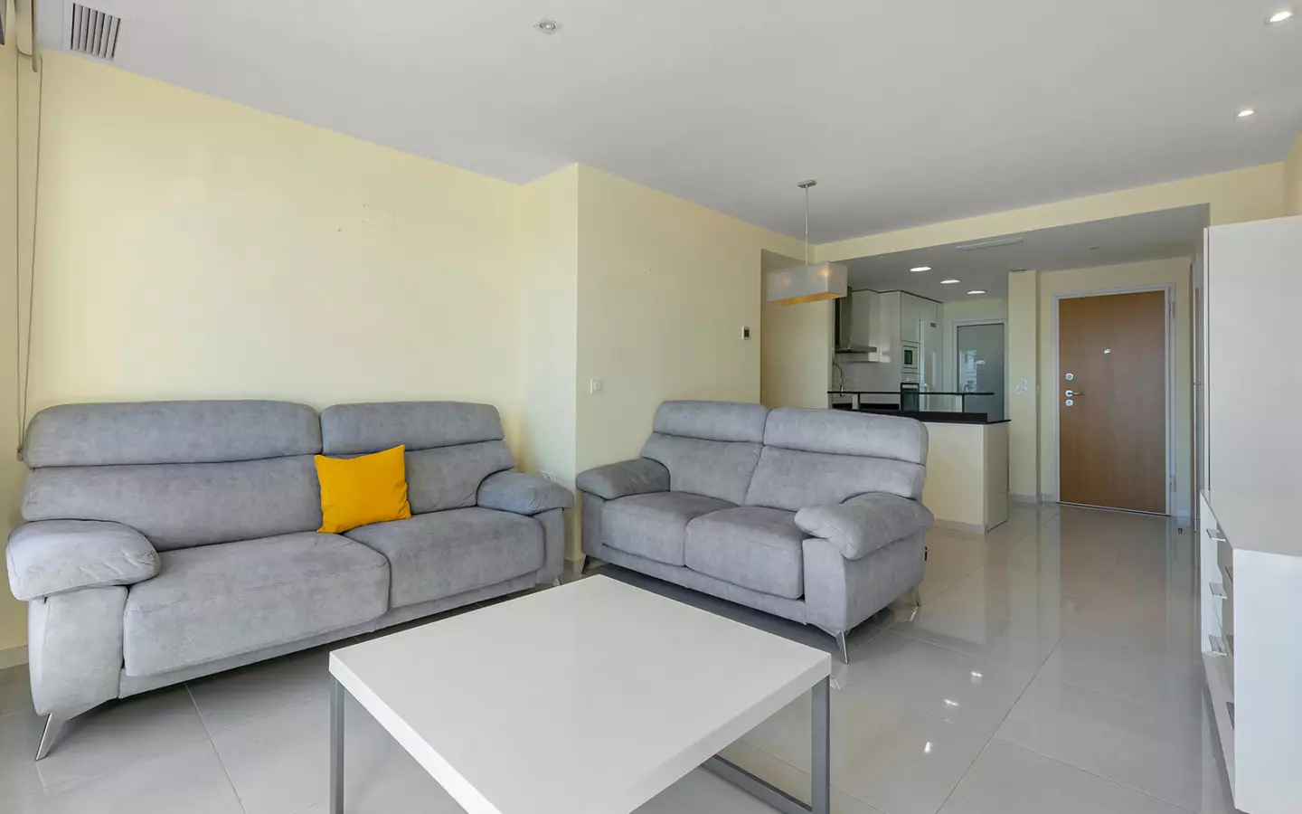 2-bedroom Penthouse In Torrevieja, Spain (175 M²)