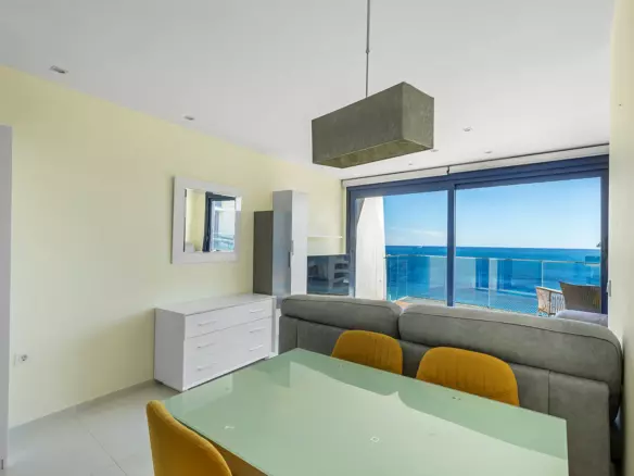 2-bedroom Penthouse In Torrevieja, Spain (175 M²)