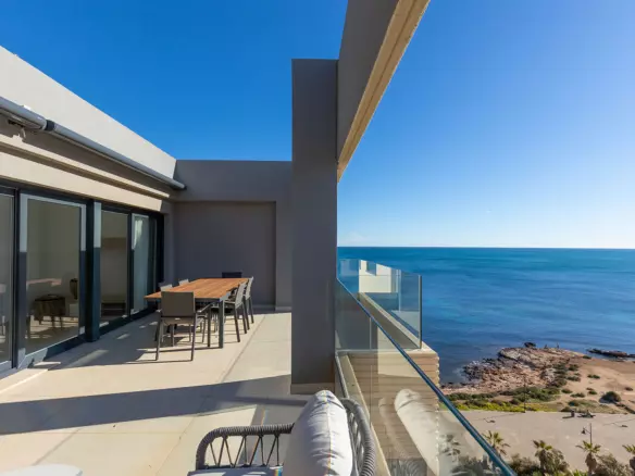 3-bedroom Penthouse In Torrevieja, Spain (139 M²)