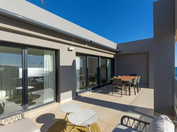 3-bedroom Penthouse In Torrevieja, Spain (139 M²)