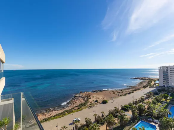 3-bedroom Penthouse In Torrevieja, Spain (139 M²)