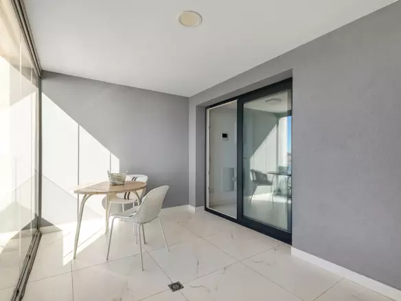 2-bedroom Apartment In Torrevieja, Spain (122 M²)