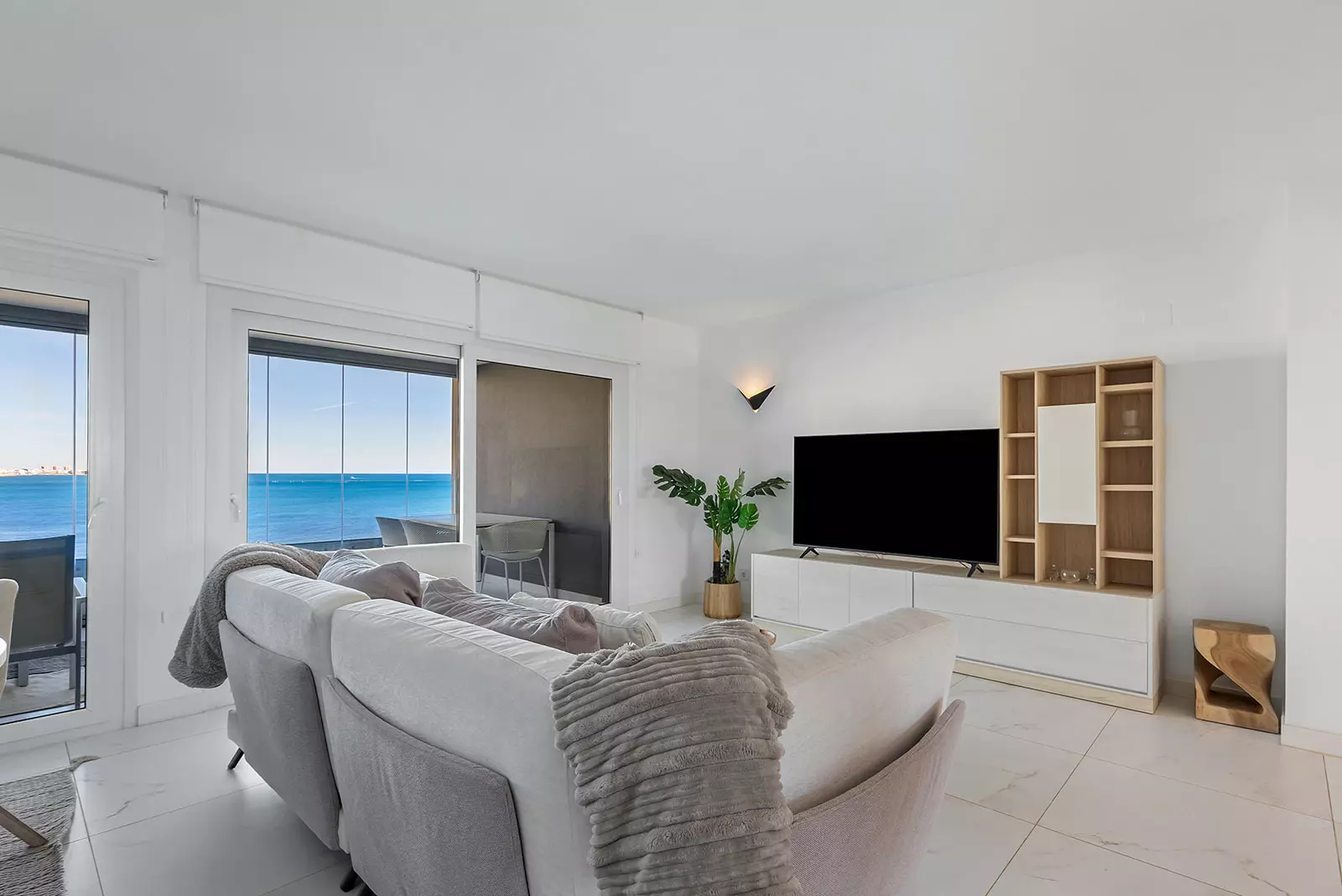 Posidonia y panorama mar 2-bedroom Apartment In Torrevieja, Spain (122 M²)