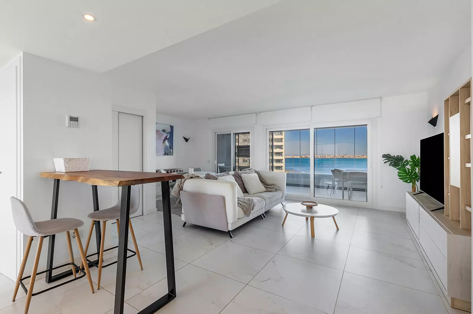 Posidonia y panorama mar 2-bedroom Apartment In Torrevieja, Spain (122 M²)
