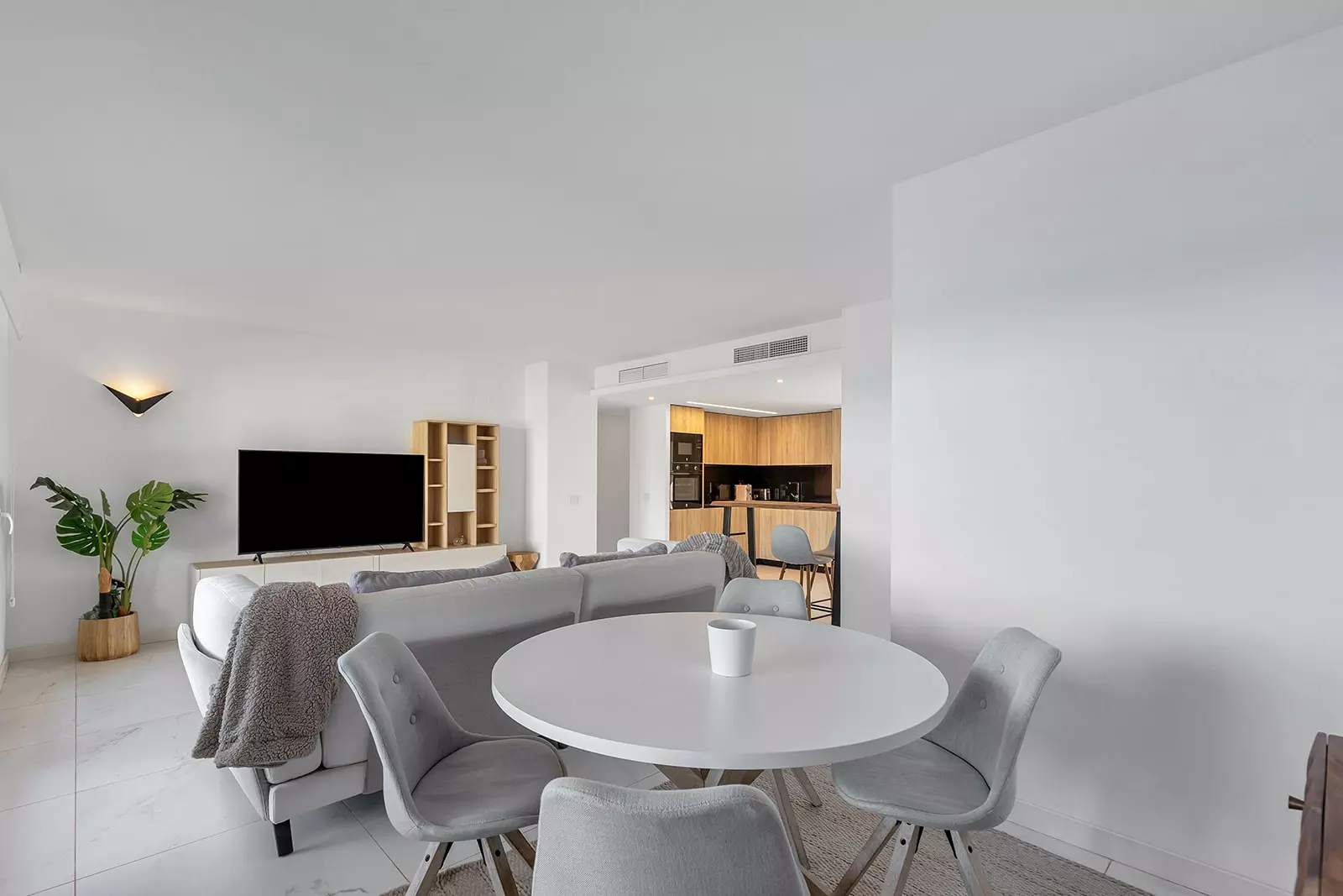 Posidonia y panorama mar 2-bedroom Apartment In Torrevieja, Spain (122 M²)