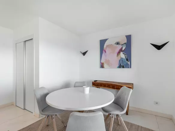2-bedroom Apartment In Torrevieja, Spain (122 M²)