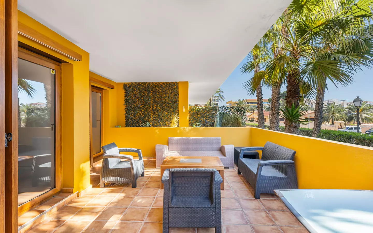 2-bedroom Apartment In Torrevieja, Spain (84 M²)