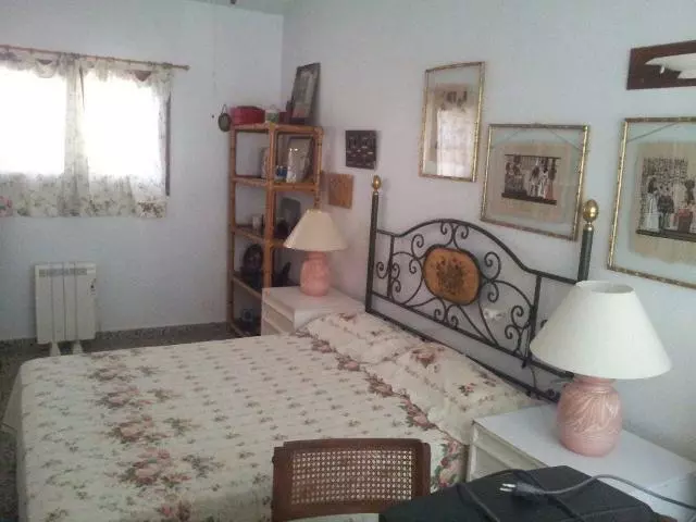 6-bedroom Villa In Pilar De La Horadada, Spain (250 M²)