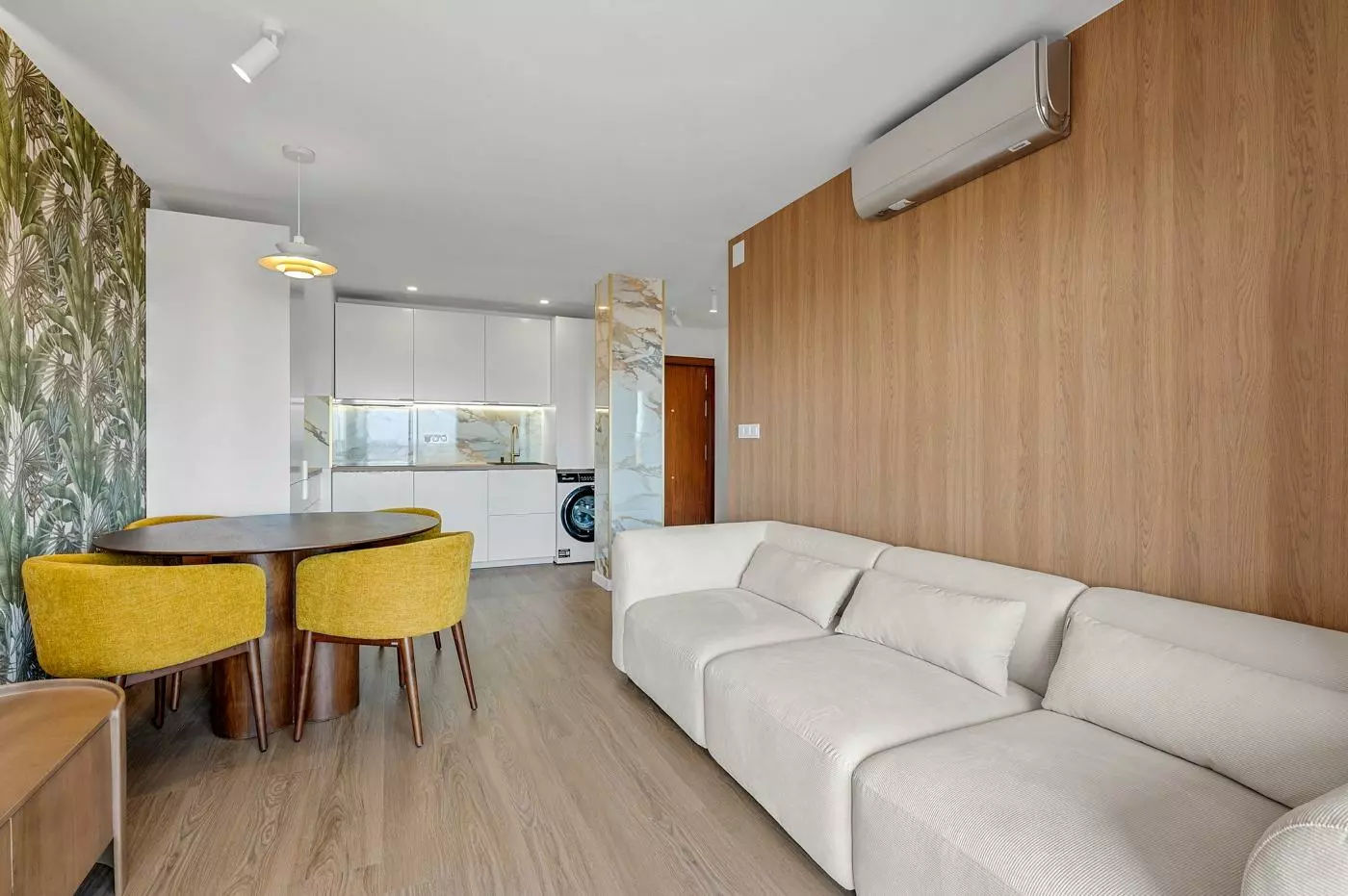 2-bedroom Apartment In Torrevieja, Spain (70 M²)