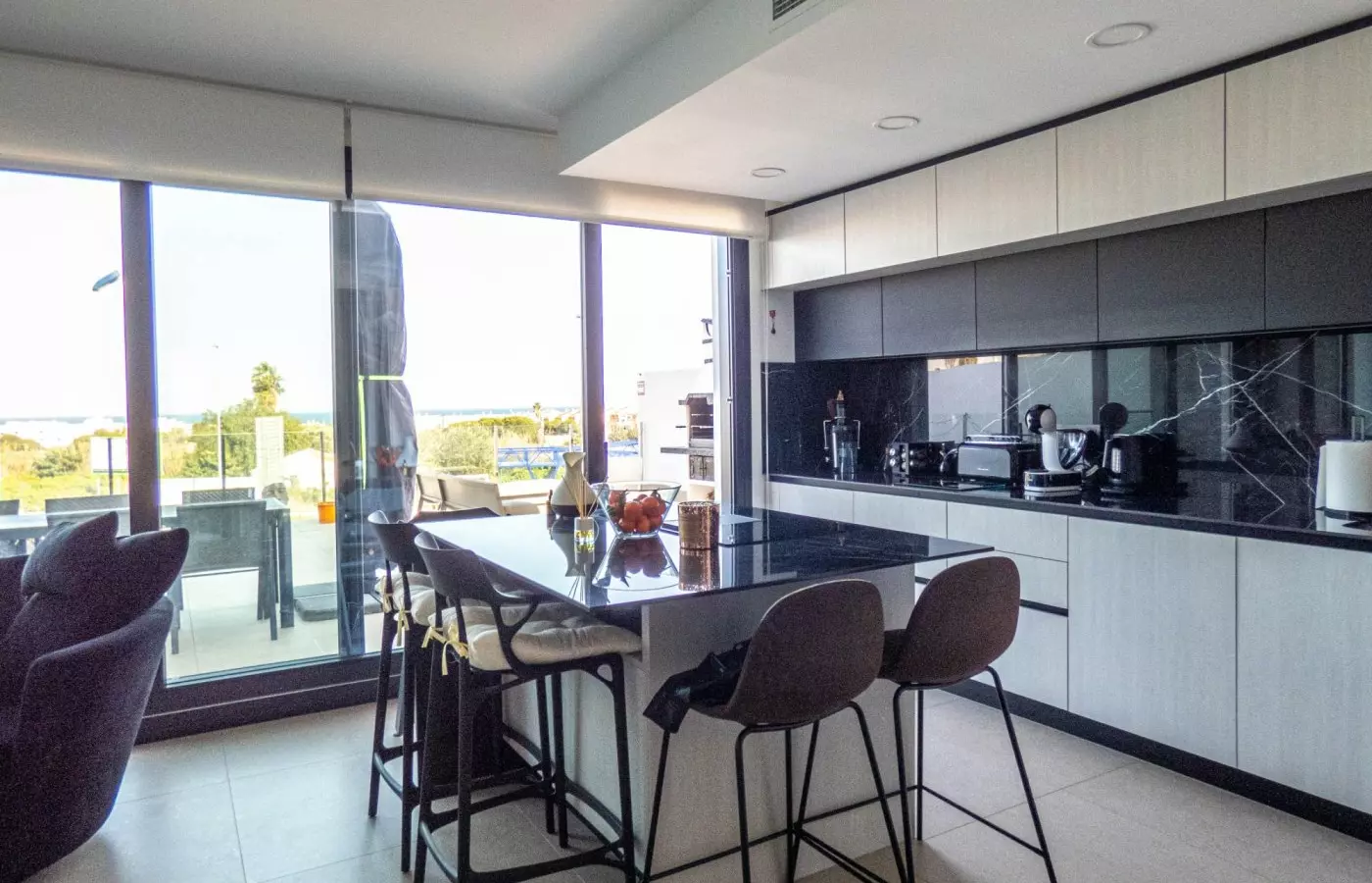 3-bedroom Apartment In Guardamar Del Segura, Spain (116 M²)