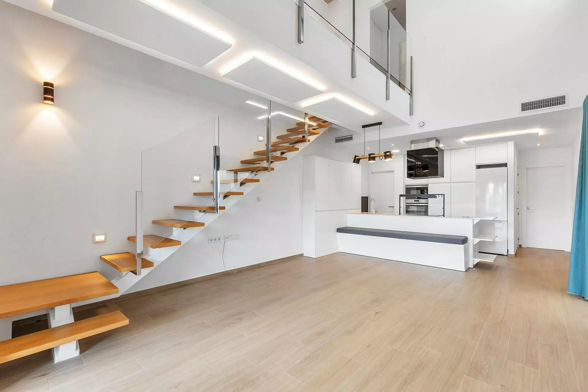 3-bedroom Villa In Benijofar, Spain (144 M²)