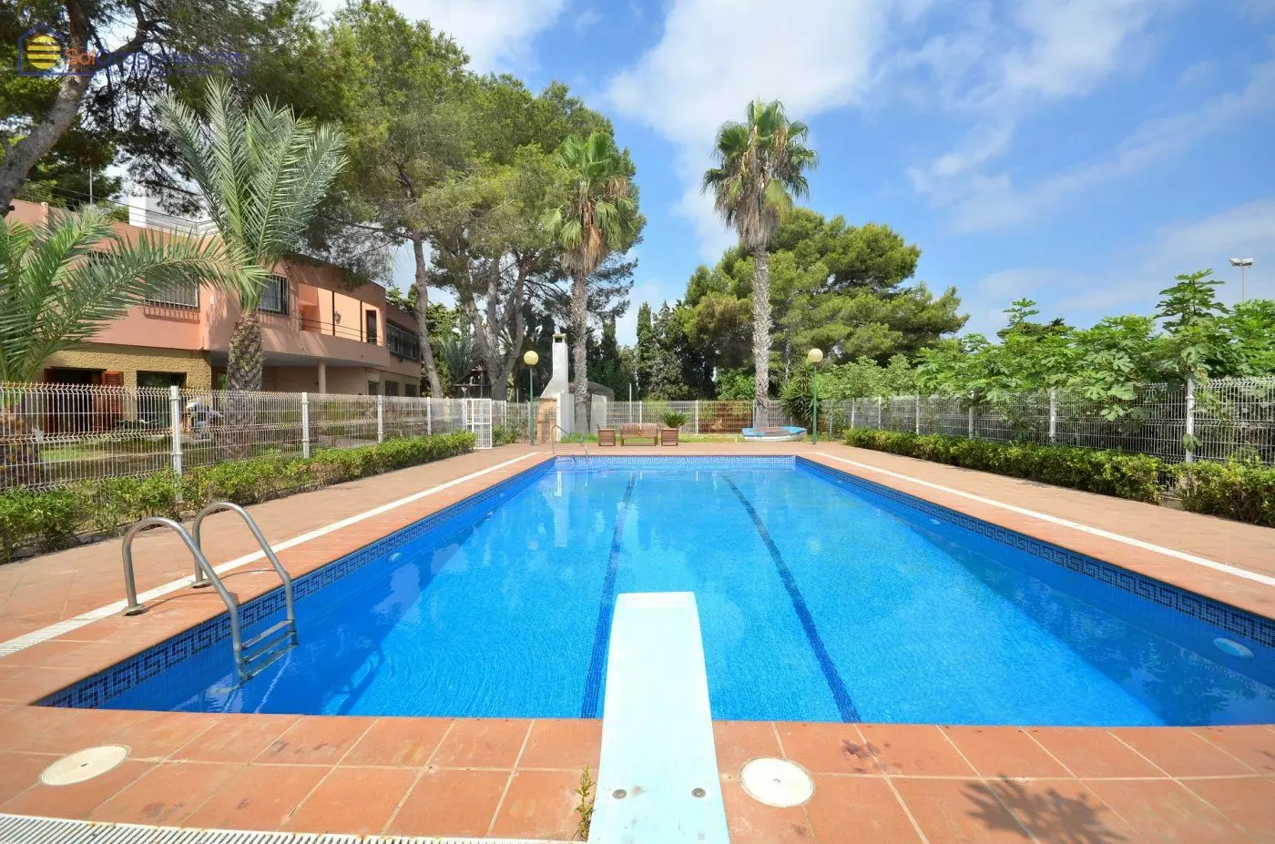 6-bedroom Villa In Torrevieja, Spain (671 M²)