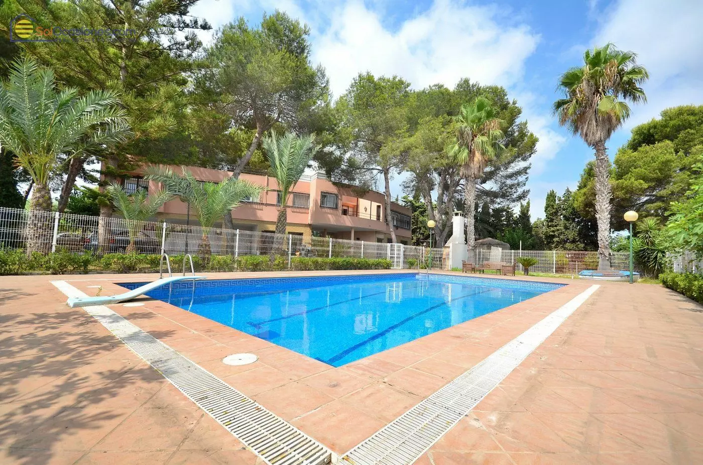 6-bedroom Villa In Torrevieja, Spain (671 M²)