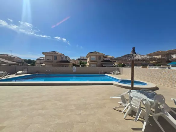 3-bedroom Villa In Torrevieja, Spain (98 M²)