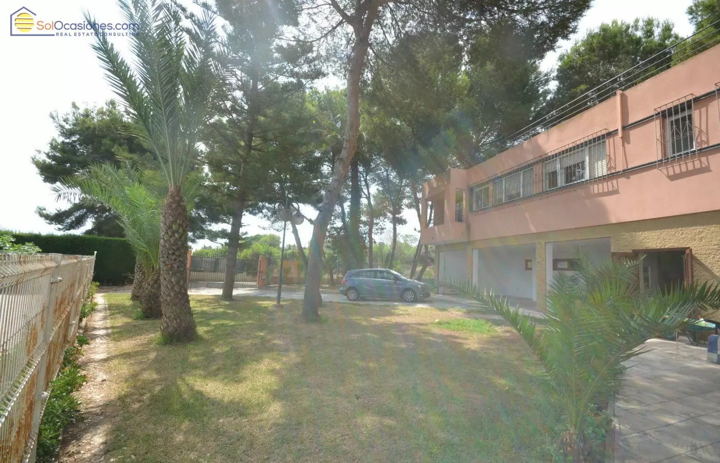 6-bedroom Villa In Torrevieja, Spain (671 M²)