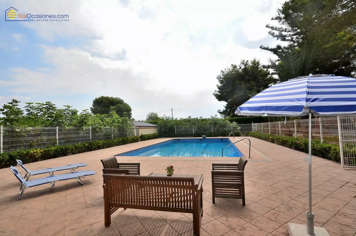6-bedroom Villa In Torrevieja, Spain (671 M²)